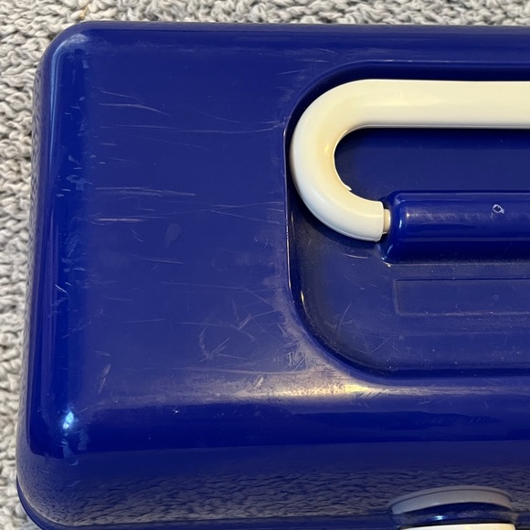 Authentic Caboodles Makeup Box - Picture 4 of 4